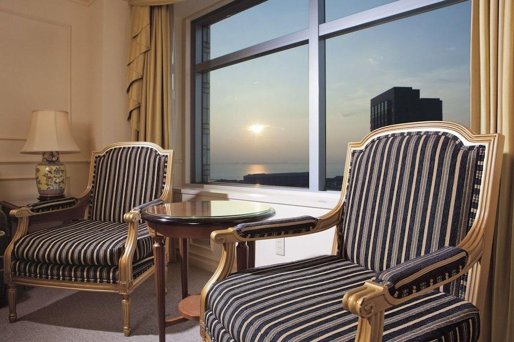 Hotel The Manhattan Chiba Exterior photo