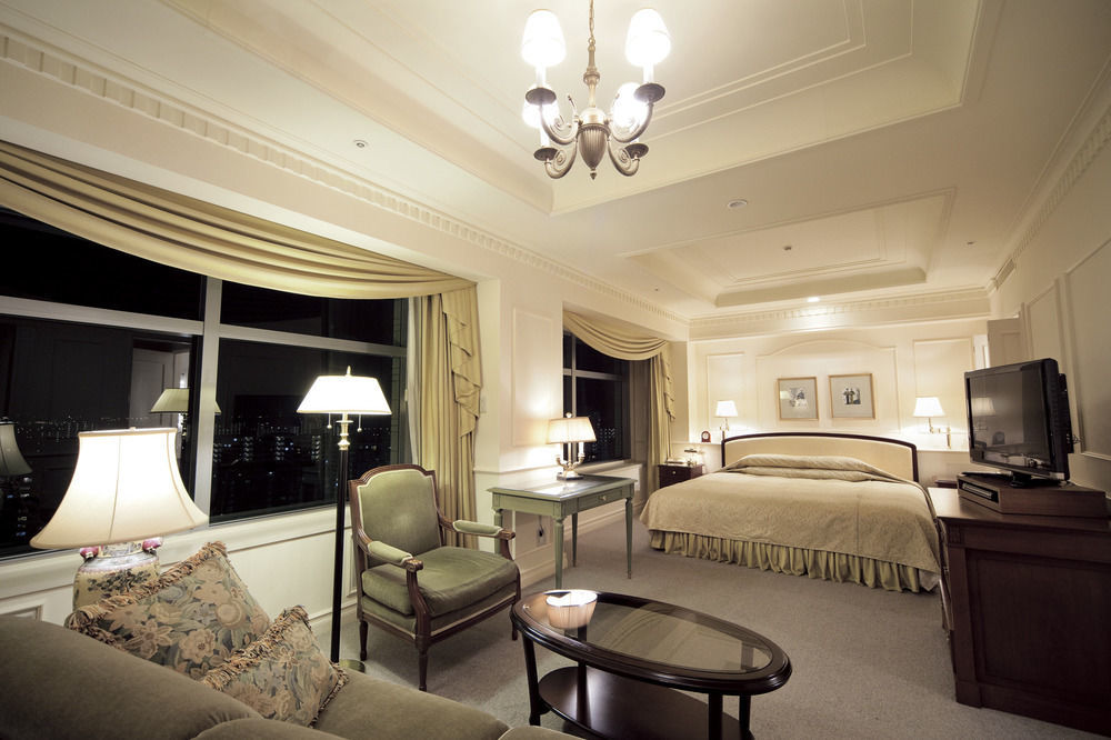 Hotel The Manhattan Chiba Exterior photo